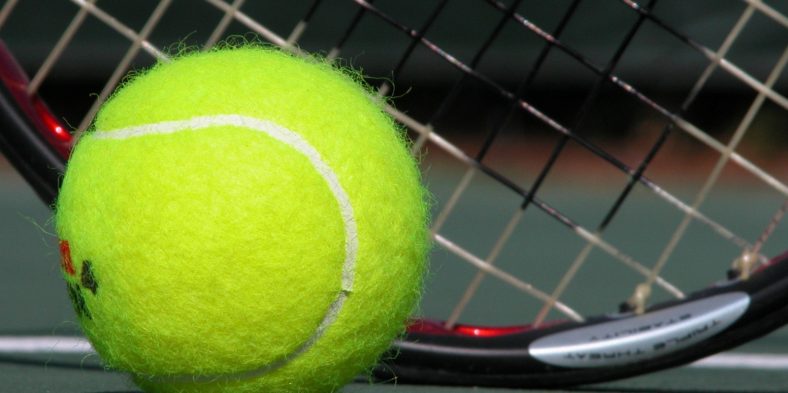 ATP Toronto: Tsonga eliminuje Djokovicia! O półfinał powalczy z Murray’em
